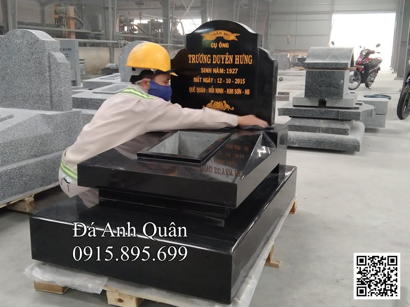 Mẫu Mộ đá granite đen Bình Định chất lượng, độ bền vượt trội theo thời gian.