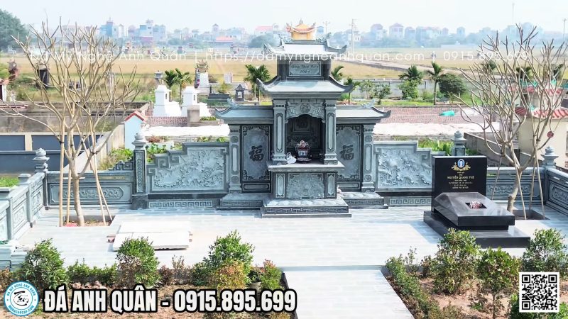 khuôn viên rất trang nghiêm, sạch sẽ và xanh tươi cho nơi an nghỉ của người thân.