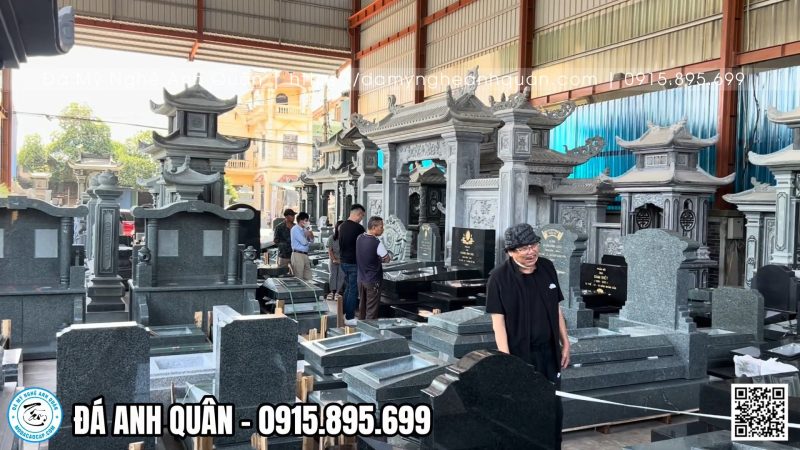 Lựa chọn chất liệu đá tự nhiên cao cấp mang lại độ bền, tính thẩm mỹ cho khu lăng mộ gia đình